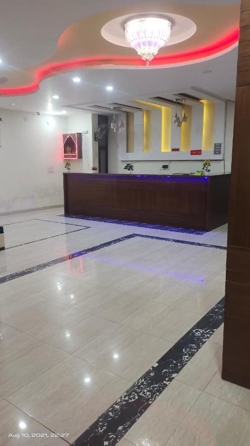 Hotel Kb Square Near Chandigarh Railway Station Eksteriør bilde